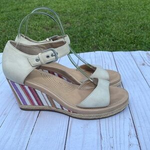 Ugg Atasha Cream Wedge Sandal
